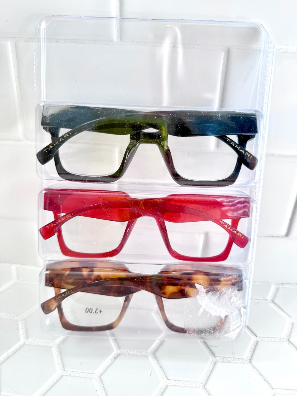Tahari Reading Glasses Set +3.00 Readers 3 Pack New - Picture 2 of 2